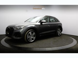 Audi Q5 50 TFSI e S edition S-Line / Optiek zwart / B&O / Sportstoelen / Camera / Virtual cockpit / Ambiente verlichting