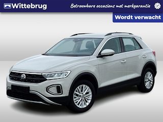 Volkswagen T-Roc 1.5 TSI 150PK Life Business / Digitale Cockpit / Achteruitrijcamera / App-Connect / Stoelverwarming / LED