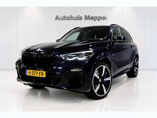 BMW X5 xDrive45e VERWACHT*M-Sport*Carplay&Android*Soft-Close*HUD*Trekhaak*LuchtVering