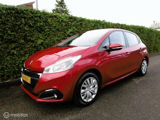 Peugeot 208 1.2 82 PK - NAVIGATIE - TREKHAAK - 58.000 KM !!!