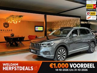 Volkswagen Touareg 3.0 TSi eHybrid 4MOTION 381PK Elegance BOVAG Garantie BTW Pano Memory LED ACC Lane Full Rijklaar