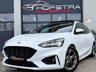 Ford Focus 1.0 EcoBoost ST Line Automaat Pano Camera Winterpack