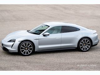 Porsche Taycan 4S