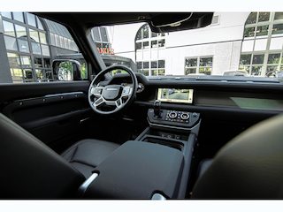 Land Rover Defender LANDROVER 110 P400e S URBAN | Pano.Dak | 22 Inch | 360° Camera | Trekhaak