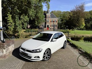 Volkswagen Polo 1.0 TSI Highline | Adaptive | PDC | CarPlay | DSG |