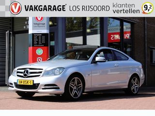 Mercedes-Benz C180 Aut. *180* | Trekhaak | Cruise & Climate Control | Schuifdak | Stoelverwarming | PDC | Navigatie | Bluetooth |