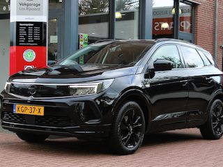 Opel Grandland 1.2 Turbo *GS Line* | Carplay | Camera | Cruise & Climate Control | PDC | Privacy | Navigatie | Bluetooth |
