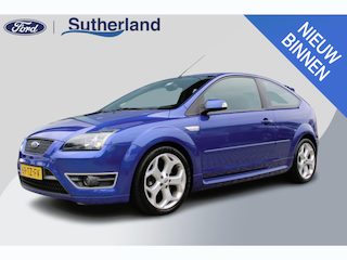 Ford Focus 2.5-20V ST 225pk | 1e Eigenaar NL Auto! | Recaro Lederen Bekleding | 5 Cilinder | Stoelverwarming | Airco |