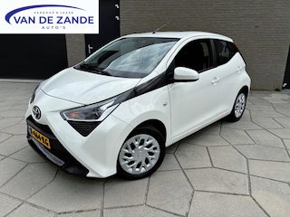 Toyota Aygo 1.0 VVT-i x-play| Erg Leuke AYGO met Cruise -Control|AUX-USB| Start-Stop