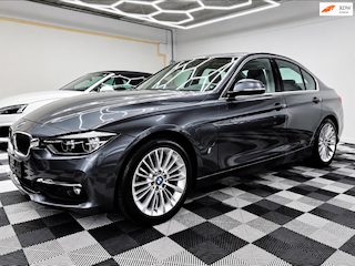 BMW 330e iPerformance Luxury Line