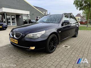 BMW 5-serie Touring 525i 3.0 High Exe Automaat 2008 Panorama NAV Leder Xenon Climate Donkerblauw
