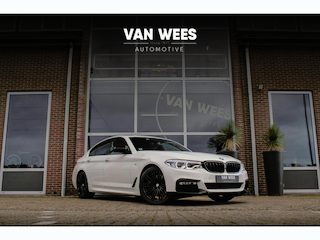 BMW 540i High Executive | M Sportpakket | Driving Assistant | Harman/Kardon | Schuif-/kanteldak | LED adaptief | M-sport remmen | Shadow Line | Parking Assistant | PDC