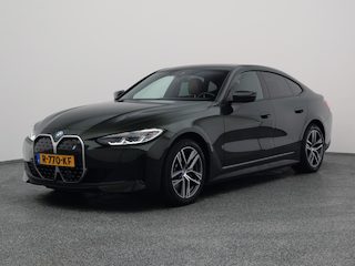 BMW i4 eDrive40 84 kWh | CAMERA | CARPLAY | STOELVERWARMING