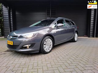 Opel Astra Sports Tourer 1.4 Turbo Blitz Carplay cruise trekhaak erg netjes