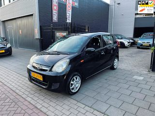 Daihatsu Cuore 1.0 Trend Stuurbekrachtiging Subwoofer NAP APK