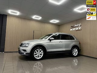 Volkswagen Tiguan 1.4 TSI 4Motion Highline * 1e Eig / Automaat / Panoramadak / Trekhaak / LED / NL Auto *