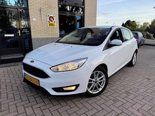 Ford Focus 1.0- trekhaak- riem vervangen- zuinig rijden