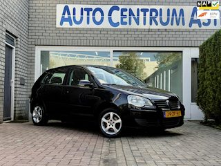 Volkswagen Polo 1.4-16V Optive