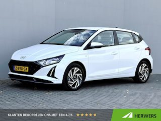 Hyundai i20 1.0 T-GDI Comfort Smart / Fabrieksgarantie t/m 04-2029 / Dealer onderhouden / Navigatie / Apple Carplay/Android Auto / Cruise Control / Airco / Achteruitrijcamera / Bluetooth / Lane Assist / PDC Achter / DAB / Lichtmetalen Velgen /