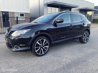 Nissan Qashqai 1.2 tekna panorama leder