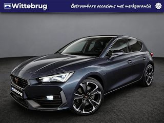 Cupra Leon 1.4 e-Hybrid 245PK VZ Performance / Achteruitrijcamera / Stuur + Stoelverwarming / Full-LED / Keyless / App-Connect