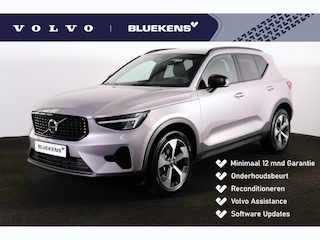 Volvo XC40 B4 Plus Dark - IntelliSafe Assist & Surround - Parkeercamera achter - Verwarmde voorstoelen & stuur - Parkeersensoren voor & achter - Elektr. bedienb. voorstoelen met geheugen links - Draadloze tel. lader - Extra getint glas - Inklapbare trekhaak - 19' LMV