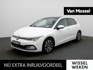 Volkswagen Golf 1.0 eTSI Life | Automaat | Panorama dak | Virtual cockpit | Parkeer sensoren  | Stoel/stuur verwarming | Navigatie | Apple Carplay / Android Auto | Sfeerverlichting | Lichtmetalen Velgen |