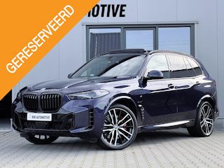 BMW X5 xDrive50e M sport Pro | 490 PK | Trekhaak | Pano | M Stoelen | Individual Tansanitblau metallic | Long Range