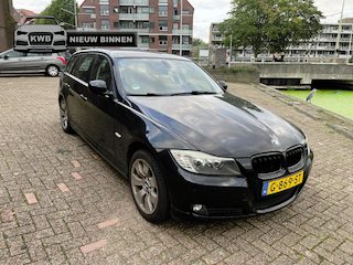 BMW 3-serie Touring 318i Business Line MEENEEMPRIJS