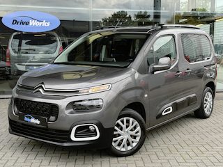 Citroën Berlingo 1.2 PureTech Shine | Carplay | NAVI | weinig KM | Interesse in een bezichtiging of proefrit, bel of app met 06-24282842 / 06-42130156
