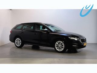 Skoda Octavia Combi 1.0 TSI Business Edition Navigatie Parkeersensoren App-Connect DAB+
