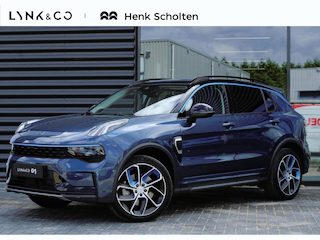 Lynk & Co 01 262PK | Panoramadak | 360° Camera | Elektrische bestuurdersstoel met geheugen | Stoelverwarming | Actieve bochtverlichting | Adaptieve Cruise Control | Stuurassistent | Lane Assist | Navigatie | Elektrische Achterklep | Keyless Entry | Dodehoekassistent