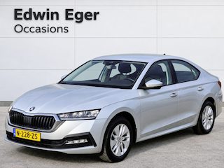 Skoda Octavia 1.0 TSI Business Edition | Apple car play | Android Auto |
