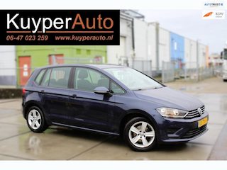 Volkswagen Golf Sportsvan 1.2 TSI Highline multimedia navi clima trekhaak sensoren verwarmbare stoelen