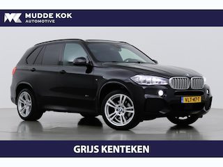 BMW X5 xDrive40d M-Sport | GRIJS KENTEKEN | Panoramadak | Harman/Kardon | 360° Camera | Trekhaak | Head-Up |  Stoel+Stuurverwarming