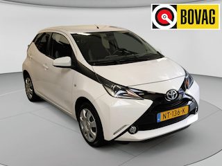 Toyota Aygo 1.0 VVT-i x-play Navi| Airco| Camera