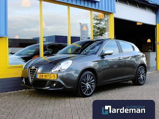 Alfa Romeo Giulietta 1.4 T Distinctive |Panorama|Leder |Bose