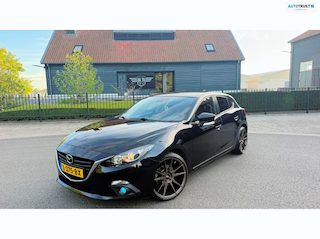 Mazda 3 2.0 TS 170 PK AIRCO/ECC NAVIGATIE 19" VELGEN