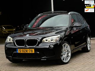 BMW X1 SDrive20i High Executive AUTOMAAT M-PAKKET/PANO/LEDER/XENON | KEURIGE AUTO !