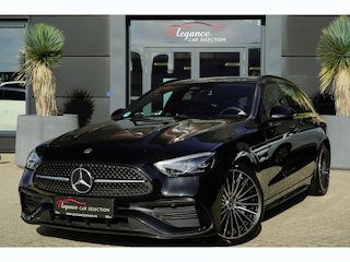 Mercedes-Benz C-klasse Estate 200 AMG Line | 204 PK | Panoramadak | Leder | 360°-camera | Massage stoelen | Mercedes-Benz C-Klasse Estate 200 AMG Line 204 PK met een 1.5-liter viercilinder benzinemotor met mild-hybride ondersteuning, lederen bekleding, elektrisch panoramadak, verwarmde en geventile