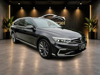 Volkswagen Passat Variant 1.4 TSI PHEV GTE pano, leer, 360 camera, trekhaak, virtual cockpit