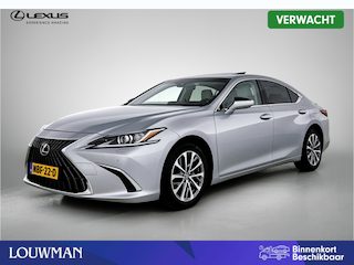 Lexus ES 300h Business Line | BTW voertuig | Elektrisch schuif-/kanteldak | Blindspot monitor | Lederen bekleding | Elektrisch verstelbare bestuurdersstoel | Stoelverwarming | Apple CarPlay/Android Auto | Cruise Control