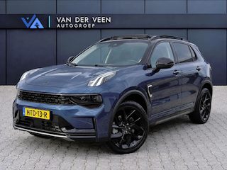 Lynk & Co 01 1.5 | Incl. 12 maanden garantie | Stoelverwarming | Schuif/kantel dak | Apple carplay/Android auto | Climate control | 360 camera | Navigatie | Stoelgeheugen | Elektrische bestuurdersstoel | Airco | Bluetooth | Elektrische kofferklep |