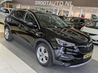 Opel Grandland X 1.2 Turbo Innovation Trekhaak, Panoramadak, Lane Assist