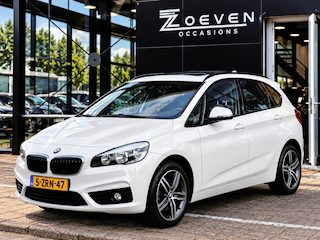 BMW 2-serie Tourer 220i Executive | Pano | Navi | Automaat