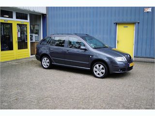 Skoda Fabia Combi 1.4-16V Spirit+, Airco, Nieuwe Riem!!!!, Nieuwe APK!!!