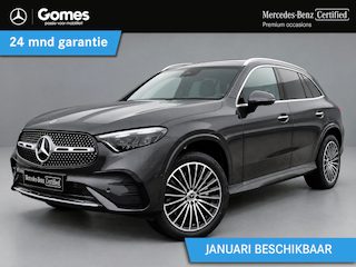 Mercedes-Benz GLC 300 e 4MATIC Sport Edition | AMG Line | Premium Pakket | Trekhaak | Panoramadak | 360° Camera | Augmented Reality voor Navigatie | DISTRONIC Afstandsassistent | Dodehoekassistent | Verkeersbordenassistent | DIGITAL LIGHT | Elektrisch Verstelbare Stoelen + Memory | Stoelverwarming | Sfeerverlichting | Apple CarPlay | Android Auto | Elektrische Achterklep | Elektrisch Inklapbare Buitenspiegels | Parkeersensoren
