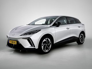 MG 4 Electric Luxury 64 kWh | Navi | Led Koplampen | Stoelverwarming | CarPlay | Camera | MG i-Smart | 360 Camera