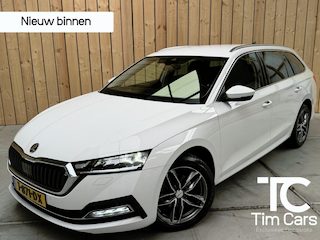 Skoda Octavia Combi 1.0 e-TSI Business Edition Plus Automaat | Apple CarPlay/Android Auto | Adaptieve cruise control | DAB ontvanger | Dode hoek detectie | LED verlichting | Parkeersensoren voor en achter | Voorstoelen verwarmd