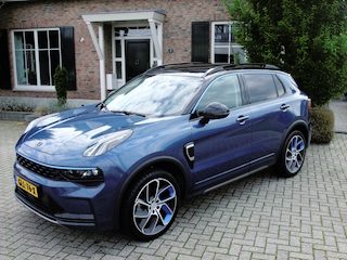 Lynk & Co 01 1.5 , 360 camera , pano/schuifdak . Led , Adap-cruise , Carplay enz.
